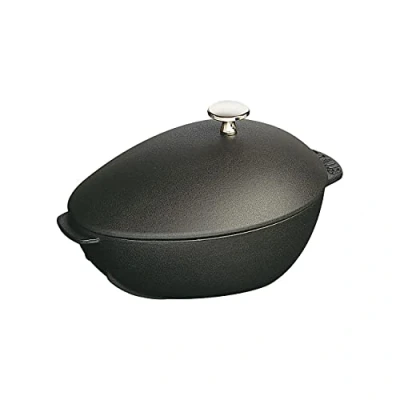 Obrázek Staub 1102523 hrnec s poklicí 25 cm, 2,0 l, vhodný pro indukci matným černým smaltem uvnitř hrnce, černý