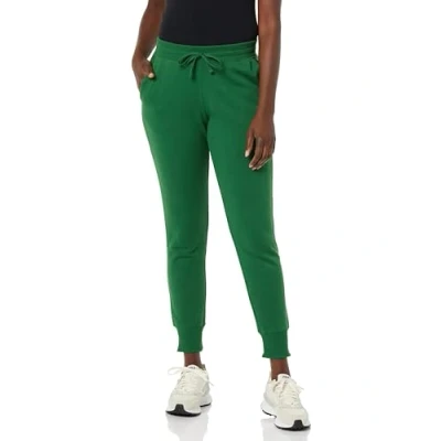 Obrázek Amazon Essentials Damen Fleece Jogginghose Mit Bündchen (In Übergrößen Erhältlich), Dunkelgrün, L
