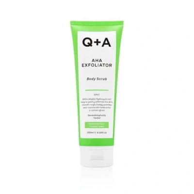 Obrázek Q+A AHA peeling tělový peeling, kombinace kyseliny mléčné a glykolové ve spojení s fyzikálními peelingy zlepšuje strukturu pokožky, 250 ml