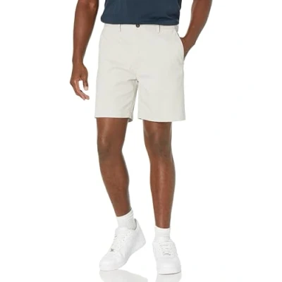 Obrázek Amazon Essentials Herren Klassisch Geschnittene Chinoshorts, 18 cm, Silber, 33W