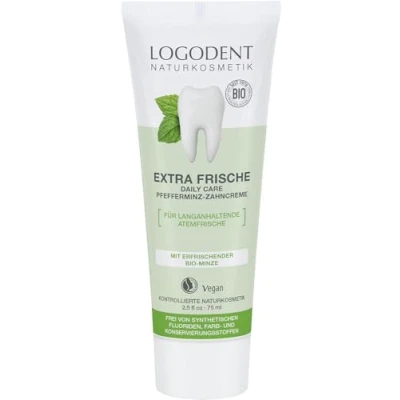 Obrázek LOGODENT Naturkosmetik EXTRA FRISCHE daily care mátový zubní krém, s bio heřmánkem a mátovým olejem, pro udržení dásní, veganské, 75 ml (balení 1 ks)
