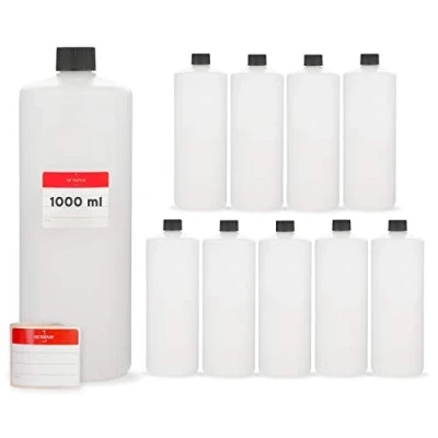 Obrázek 10 x 1000 ml plastové lahve, 1 litr lahve z HDPE, kulaté s černými šroubovacími uzávěry, resp. víčky, prázdné lahvičky velikostí závitu 25 mm, vč. popisovacích etiket