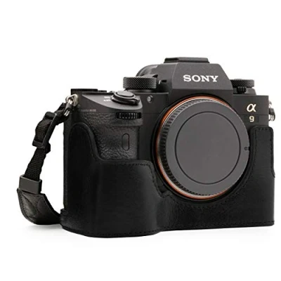 Obrázek MegaGear MG1243 Sony Alpha A7RIII, A9, A7III Ever Ready pravá kůže Poloviční kapsa na fotoaparát s popruhem nošení černá