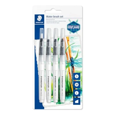 Obrázek STAEDTLER 949 SBK4 C Wasserpinsel (zum Aquarellieren, Malen und Blenden, gleichmäßige Wasserabgabe, robuste Nylonspitze für Formstabilität, Set mit 4 verschiedenen Pinselspitzen)