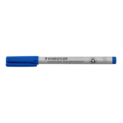 Obrázek STAEDTLER Univerzální tužka Lumocolor non permanent, modrá, omyvatelná vlhkým hadříkem, pro téměř všechny povrchy, šířka řádků cca 0,4 mm, 10 modrých fóliových popisovačů v kartonovém pouzdře, 311 3