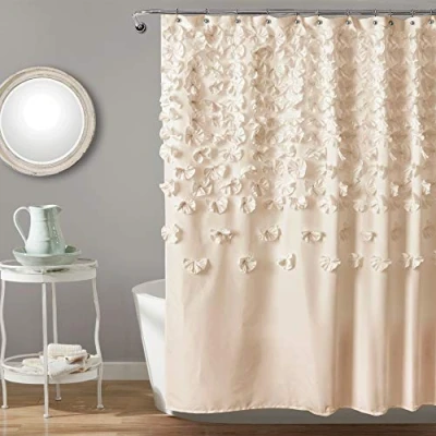 Obrázek Lush Decor Lucia sprchový závěs látka, volánka, květinová, strukturovaná, vintage chic, design statku, 183 x cm, barva slonoviny