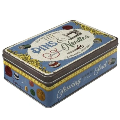 Obrázek Nostalgic Art Retro dóza na zásoby plochá, 2,5 l, Pins &amp; Needle Sewing Box nápad dárek pro tvůj domov, plechová s víkem, vintage design, uložení šití, dekorace šití