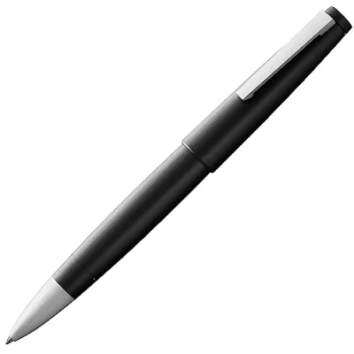 Obrázek Lamy Kuličkové pero 2000 black luxusní v robustním krytu z polykarbonátu perfektně vyvážené a šířce linky M s náplní pro inkoustové 63 černé barvě