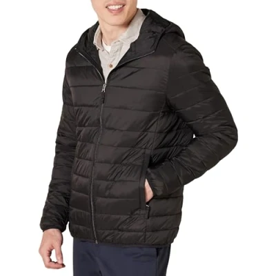 Obrázek Amazon Essentials Pánská lehká, nepromokavá, skladná bunda s kapucí, černá, XL