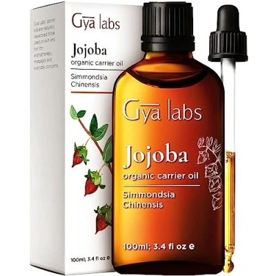 Obrázek Gya Labs Bio jojobový olej na pokožku 100% čistý přírodní nerafinovaný tělo a vlasy, ušní maz, nehty, odstraňovač make upu hydratační krém obličej (100 ml)