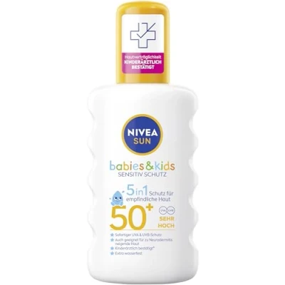 Obrázek NIVEA SUN Babies &amp; Kids Sensitiv ochrana Sluneční Sprej LSF 50+, extra voděodolný opalovací krém pro děti, proti slunci bez vůně i pokožku se sklonem k ekzému (200 ml)