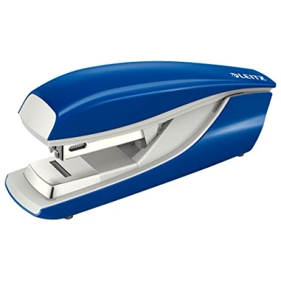Obrázek Leitz Plochá sešívačka z kovu, pro 30 listů, vč. sponek, ergonomický design, modrá, série NeXXt, 55050035