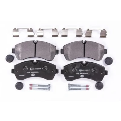 Obrázek HELLA PAGID brzdové destičky vpředu připraveno pro výstražné ukazatele opotřebení čtyři v sadě C6026 mj. MERCEDES BENZ / VOLKSWAGEN 8DB 355 005 531