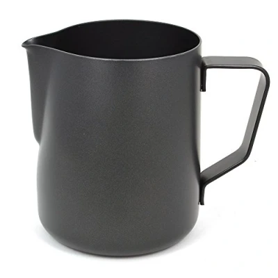 Obrázek Rhinowares Stealth černá konvička na mléko 600 ml/20 oz