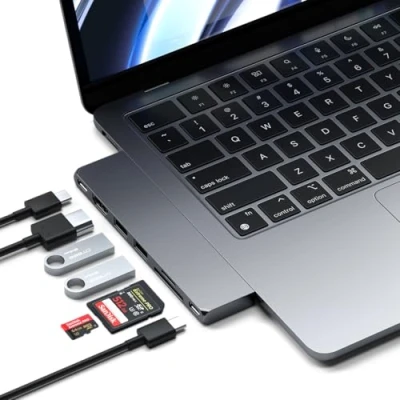Obrázek Satechi USB C rozbočovač Multiport adaptér pro Slim, 7 v 1 dongle MacBook Pro/Air M2 s 4 porty, 4K HDMI rozlišení, USB3. 2 Gen 2, SD/TF čtečka karet a 100 W PD (vesmírně šedý)
