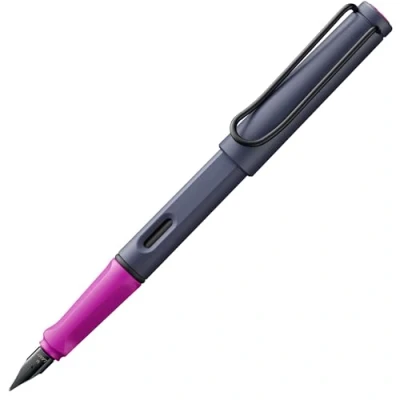 Obrázek Lamy plnicí pero safari pink cliff s ergonomickou rukojetí &amp; leštěným ocelovým hrotem v šířce linky F robustní ASA plast vč. inkoustové kazety T 10 modré pro praváky