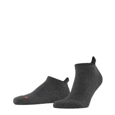 Obrázek FALKE Unisex Cool Kick sneaker ponožky do tenisek rychle schnoucí prodyšný udržitelný funkční materiál lehké polstrování plyšová podrážka chladivá pohodlná sportovně plochý šev 1 pár, Šedá tmavě šedá