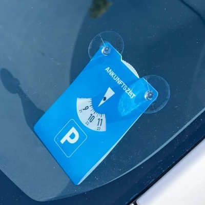 Obrázek parkovací kotouč s přísavkami, 2 kusy, v modré, z lepenky, oboustranně nastavitelný, hodiny dobou příjezdu, pro auto, nákladní vůz, obytný kotouč, kotouče,