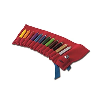 Obrázek LAMY 3plus barevné Tužky 520, sada 12 ks, váleček s barevnými tužkami + ořezávátko. z cedrového dřeva ergonomickým tvarem a vysokou zářivostí barev extra silná tuha Ø 10 mm, barevná tužka