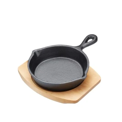 Obrázek Master class pánská pánev Artesa o průměru 13 cm, litinová, mini, s javorovým dřevem