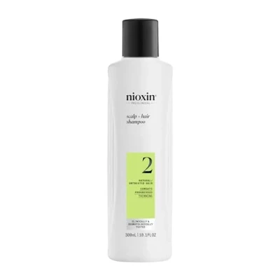Obrázek Nioxin Scalp + Hair System 2 Shampoo hloubkový čisticí šampon pro neošetřené, viditelně se ztenčující vlasy s biotinem, kofeinem a niacinamidem (300 ml)