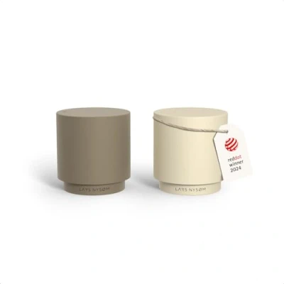 Obrázek LARS NYSØM Sada slánky a pepřenky Nerezová slánka z ušlechtilé oceli, minimalistický design kořenka, snadno doplňovatelná (hnědá/béžová)