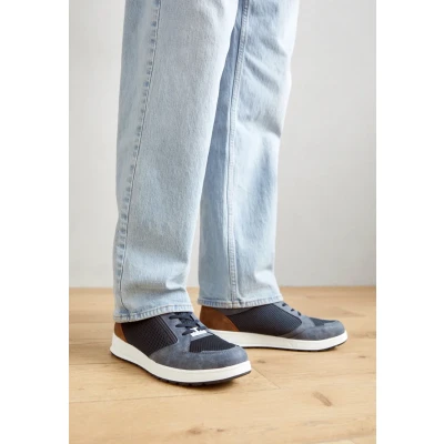 Obrázek bugatti Tenisky, Muži, Velikost: 40, Dark blue boty