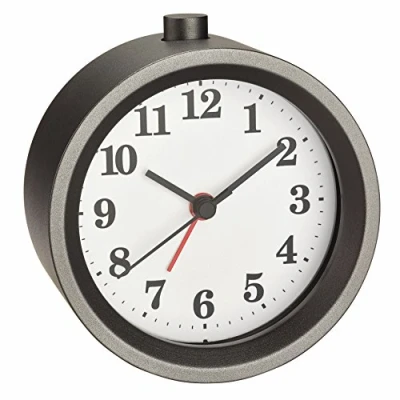 Obrázek TFA Dostmann Analogový budík z kovu, 60. 1026, s tichým hodinovým strojkem, funkcí snooze, šedý, D 100 x Š 57 V 136 mm