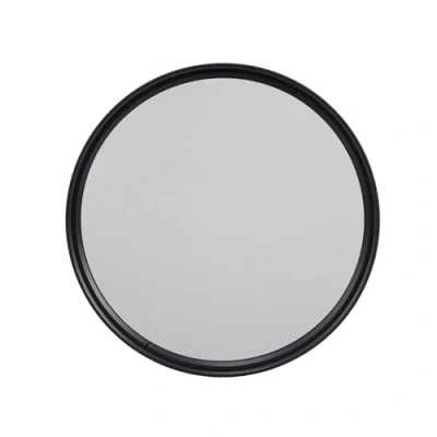 Obrázek Amazon Basics 82 mm Circular polarizační ochranný filtr pro hlubší barvy, snížení oslnění a odrazů, několikanásobně povrstvený, chrání před prachem, nečistotami poškrábáním