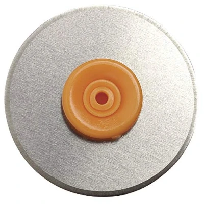 Obrázek Fiskars Originální náhradní čepel Ø 28 mm, 2 kusy, rolovací pro rovné řezy, 1003920