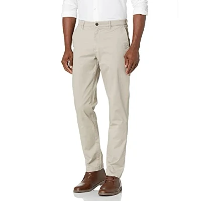 Obrázek Amazon Essentials Herren Chinohose, Komfortabler, Gewaschener Stretch, Sportlich Geschnitten (Früher Goodthreads), Helles Khakibraun, 34W / 34L