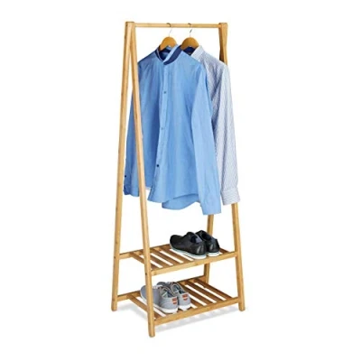 Obrázek Relaxdays Stojan na šaty bambus, 2 přihrádky boty, šatní tyč, V x Š H 150 60 40 cm, stojan, malý, přírodní