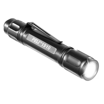 Obrázek PELI 1910: Kompaktní ruční LED kapesní svítilna pro venkovní a údržbu, vysoká kvalita průmysl, mechaniky, speleology, IPX7 vodotěsná, 106 lumenů, barva: černá
