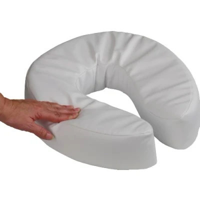 Obrázek NRS Healthcare Zvýšení WC sedátka, měkké, polstrované, 100 mm