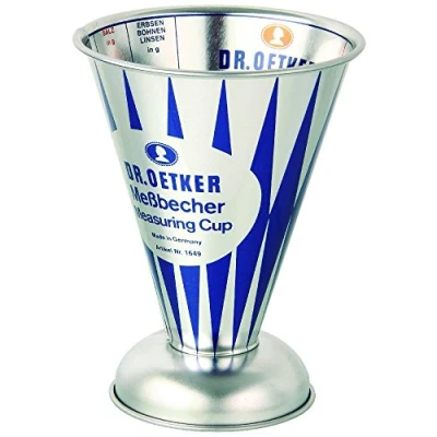 Obrázek Dr. Oetker Nostalgie, odměrka z bílého plechu, ve tvaru trychtýře s rozmanitým škálováním ze série &quot;Modern Baking Retro Design&quot; (rozměry: Ø 11 x 14,5 cm), množství: 1 kus