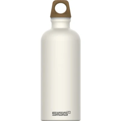 Obrázek SIGG Hliníková láhev na pití Traveller MyPlanet Forward certifikováno klimaticky neutrální sycené nápoje zabezpečené proti vytečení lehké jako pírko bez BPA outdoor &amp; jóga matná bílá