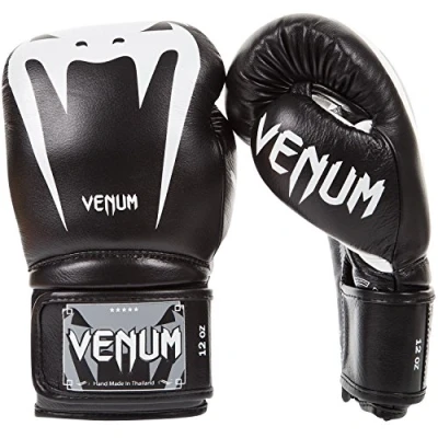 Obrázek Venum Giant 3.0 boxerské rukavice Muay Thai, Kickboxing, černé, 10 oz