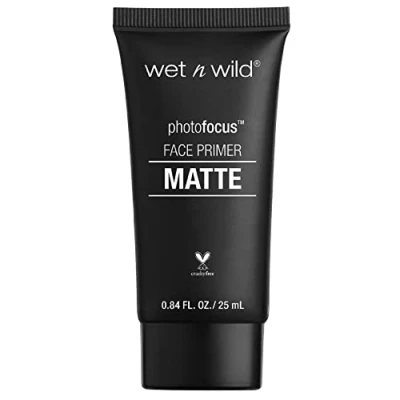 Obrázek Wet &#039;n&#039; Wild, Phot Focus Face primer matný pleťový na obličej, efekt, minimalizuje póry, doplňuje vrásky, formule s přídavkem oddělovače, sametová textura, partner v Prime