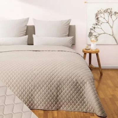 Obrázek Blumtal Tagesdecke 170x210 cm Oeko TEX zertifizierter Bettüberwurf als 90x200 (Bettgröße) Tagesdecken Sofaüberwurf Couch Überwurf waschbare Decke Beige