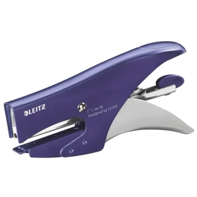 Obrázek Leitz sešívací kleště z kovu, pro 15 listů, ergonomický design, nakládací mechanika, sponky P2 (č. 10), titanově modré, série stylů, 55640069