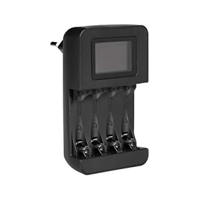 Obrázek Amazon Basics Inteligentní digitální nabíječka baterií pro 4 AA baterie, AAA, černá