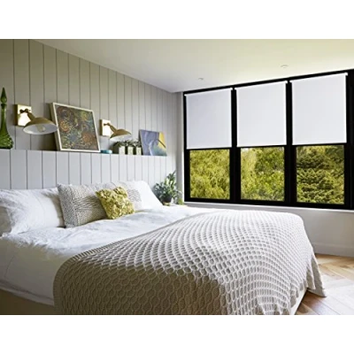 Obrázek Amazon Basics Zatemňovací roleta s barevnou vrstvou, 56 x 150 cm, černá