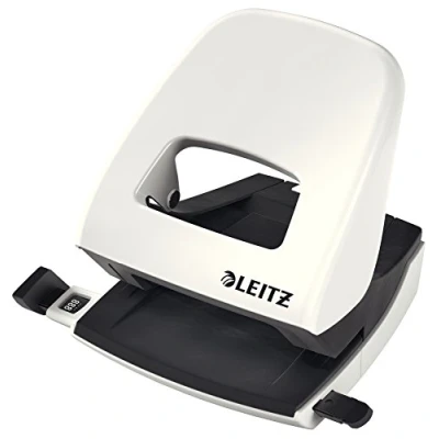 Obrázek Leitz Kancelářská děrovačka z kovu, na 30 listů, kolejnice s nastavením formátu, ergonomický design, bílá, série WOW, 50082001
