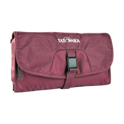 Obrázek Tatonka Small Travelcare toaletní taška plochá na prádlo k zavěšení s přihrádkami a zrcátkem bordó červená 25 x 17 4 cm