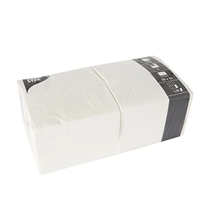 Obrázek Papstar 14234 250 ubrousků, 3vrstvé skládání 1/8, 33 x cm, bílé