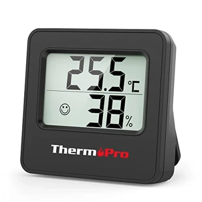 Obrázek ThermoPro Mini vlhkoměr TP157, vnitřní teploměr 0,5 C, přesný pokojový teploměr, měřič vlhkosti vzduchu s indikátorem Smiley, ideální pro obývací pokoj, kancelář, garáž nebo skleník, černý