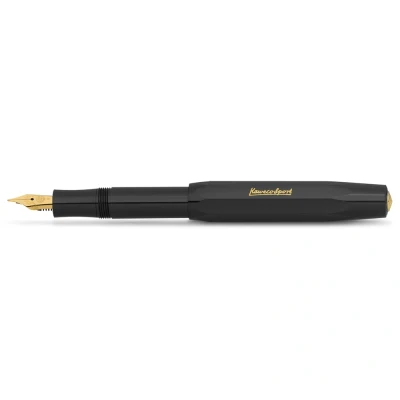 Obrázek Kaweco CLASSIC SPORT plnicí pero černé s pozlaceným hrotem z ušlechtilé oceli a iridiovou špičkou na inkoustové bombičky I 13 cm šířka pera: M (střední)