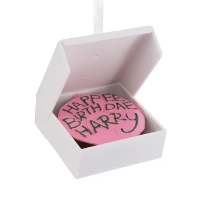 Obrázek Hallmark Harry Potter Rosa Kuchen Hängeornament, 11 Geburtstag Hängende Ornament Baumschmuck Harz Weihnachten Geschenke für