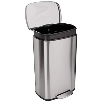 Obrázek Amazon Basics 50 l Odpadkový koš do kuchyně s pedálem z ocelových trubek jemně uzavíratelný víkem, kuchyně, koupelny nebo kanceláře, pravoúhlé, saténové/niklové barvy, 13,2 galons