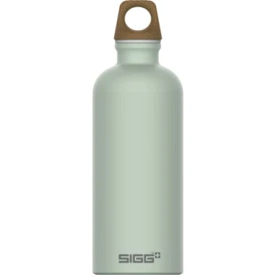 Obrázek SIGG Hliníková láhev na pití Traveller MyPlanet Repeat certifikováno klimaticky neutrální sycené nápoje zabezpečené proti vytečení lehké jako pírko bez BPA outdoor &amp; jóga matná bílá